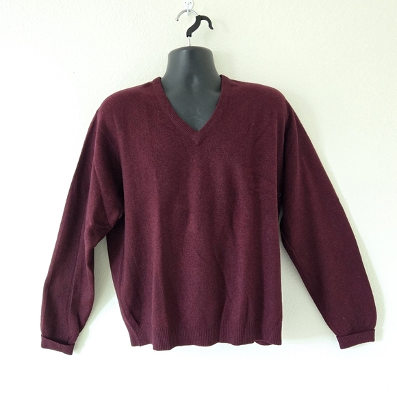 The Broadway Men's Store 100% Cashmere Sweater Pullover in Burgundy size Large - Picture 1 of 16